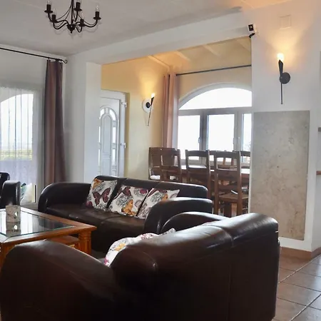 Casa Mas Tomasi Nyaraló Pals